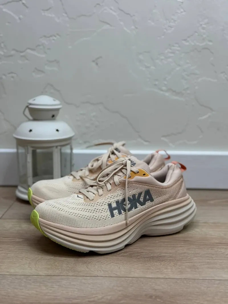 Used Lange Bondi 8 Running Shoes