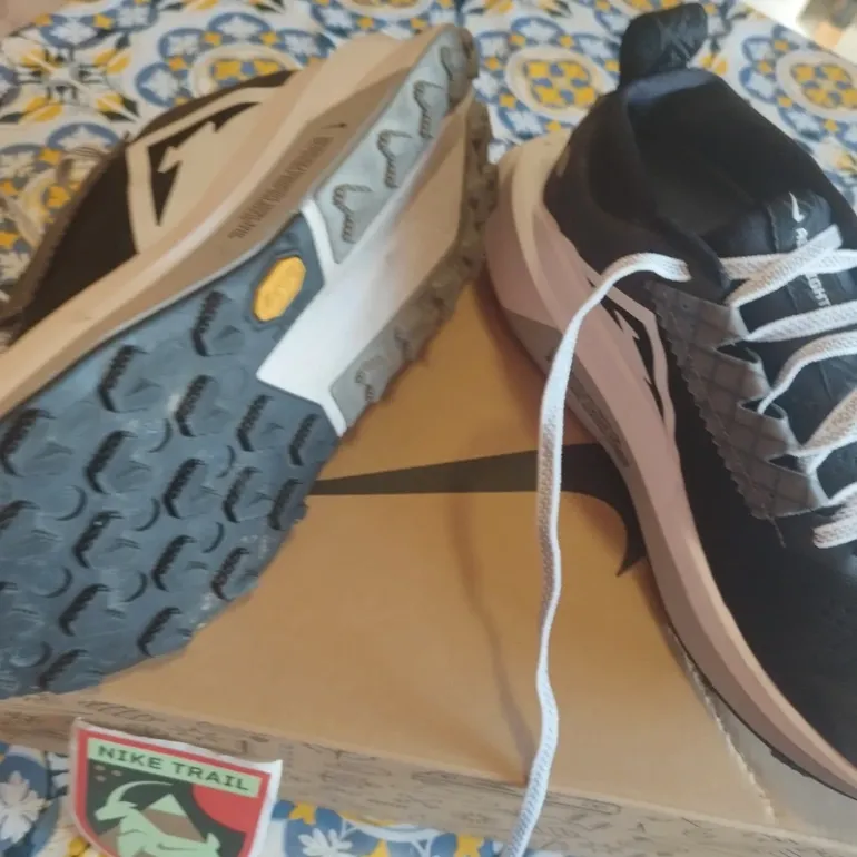 Used Nike ZOOMX ZEGMA TRAIL 2 bike — image 5 of 7