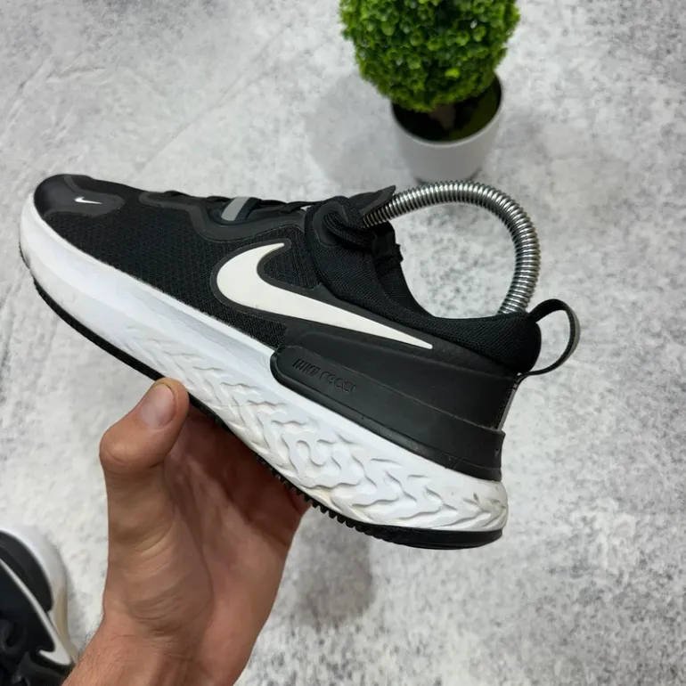 Used Nike React bike — image 10 of 15