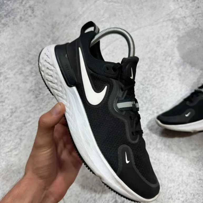 Used Nike React bike — image 4 of 15