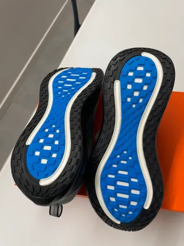 Brugt Nike Vomero Plus 2026 bike — billede 5 af 6