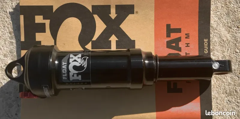 Käytetty Fox FLOAT Rhythm 2026 Rear Suspension