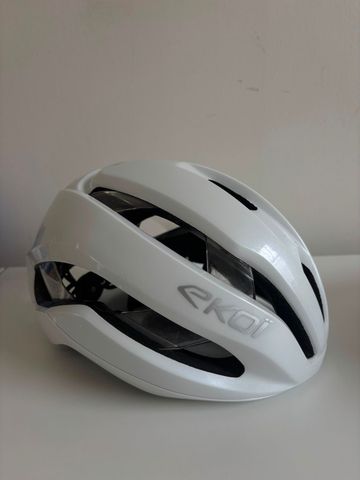 Używany Ekoi Crystal Helmet 2025 bike — zdjęcie 3 z 6