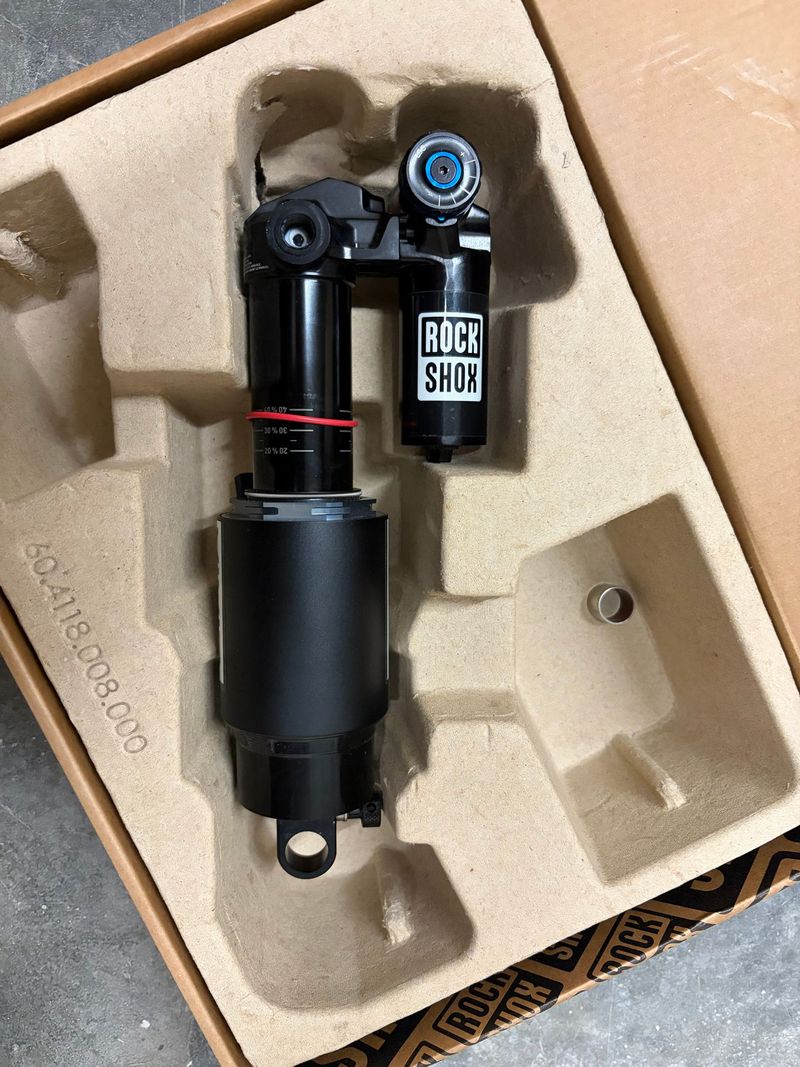 Tweedehands RockShox Vivid Air RCT2 Ultimate 2025 Rear Suspension