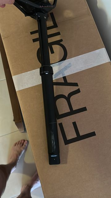 Used Yt Industries Postman Dropper Post 2020 bike — image 3 of 7