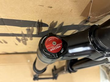 Gebrauchtes Manitou Mezzer Pro 2023 bike — Bild 12 von 12