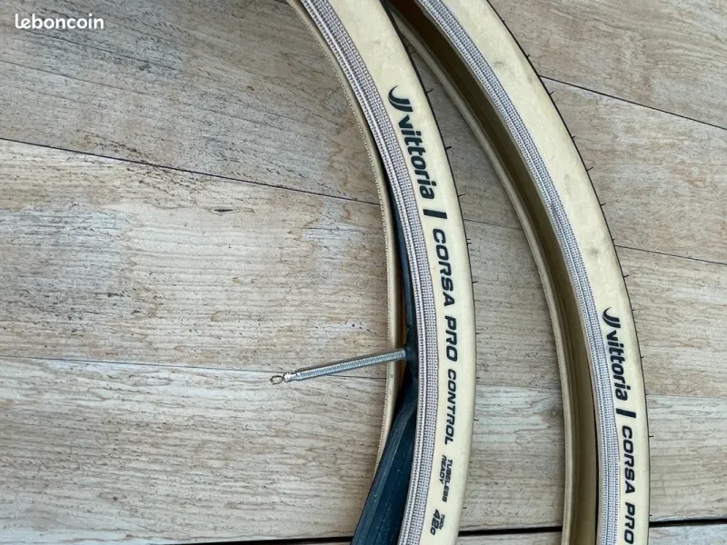 Used Vittoria Corsa Pro Control 2026 Tyres & Tubes