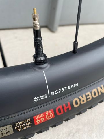 OQUO RC25 Team XDR 2026 bike d'occasion — image 9 sur 11