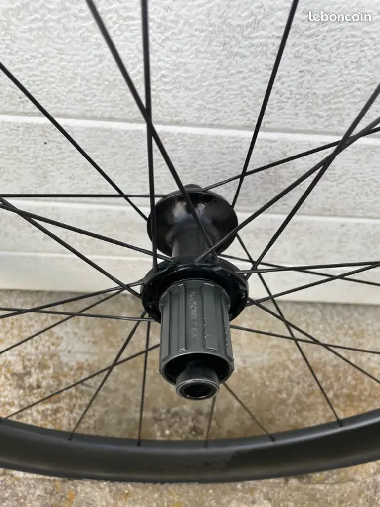 Gebrauchtes Roval Rapide CLX 2024 bike — Bild 4 von 8