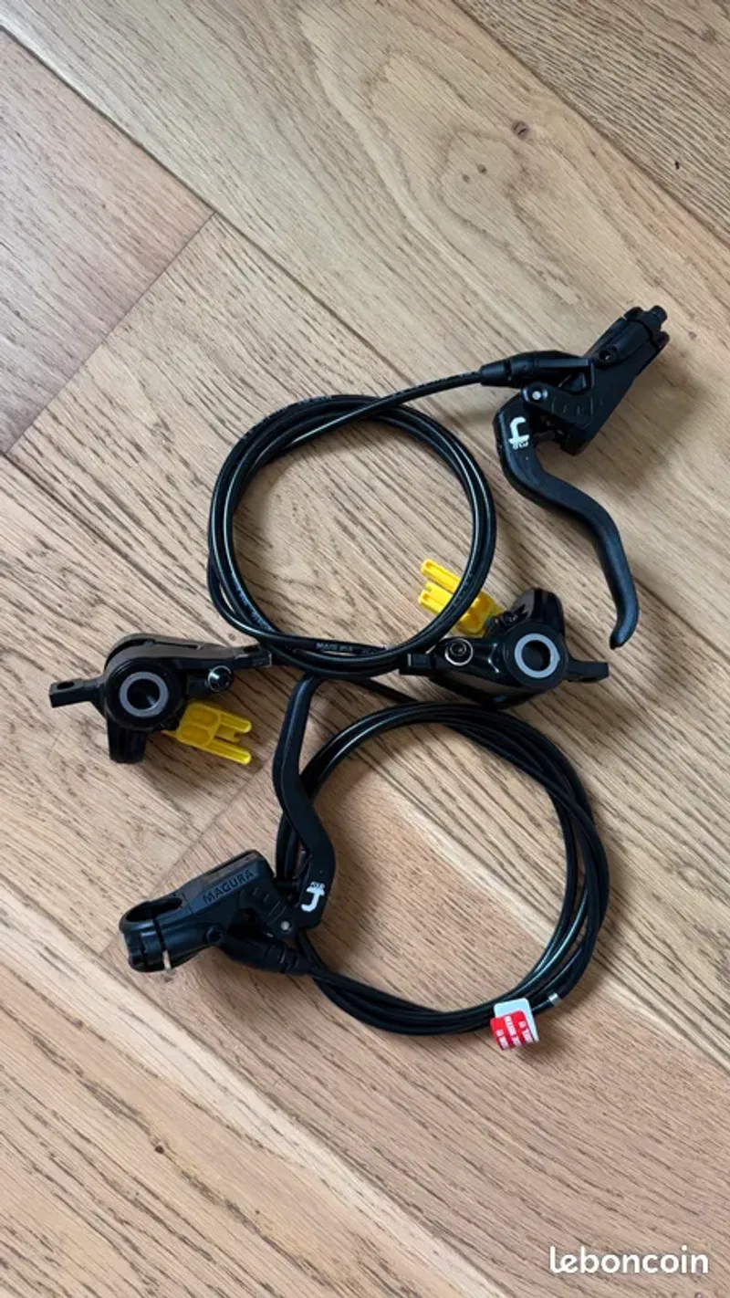 Brugt Magura Paire de freins MT4 2 pistons 160mm Brakes