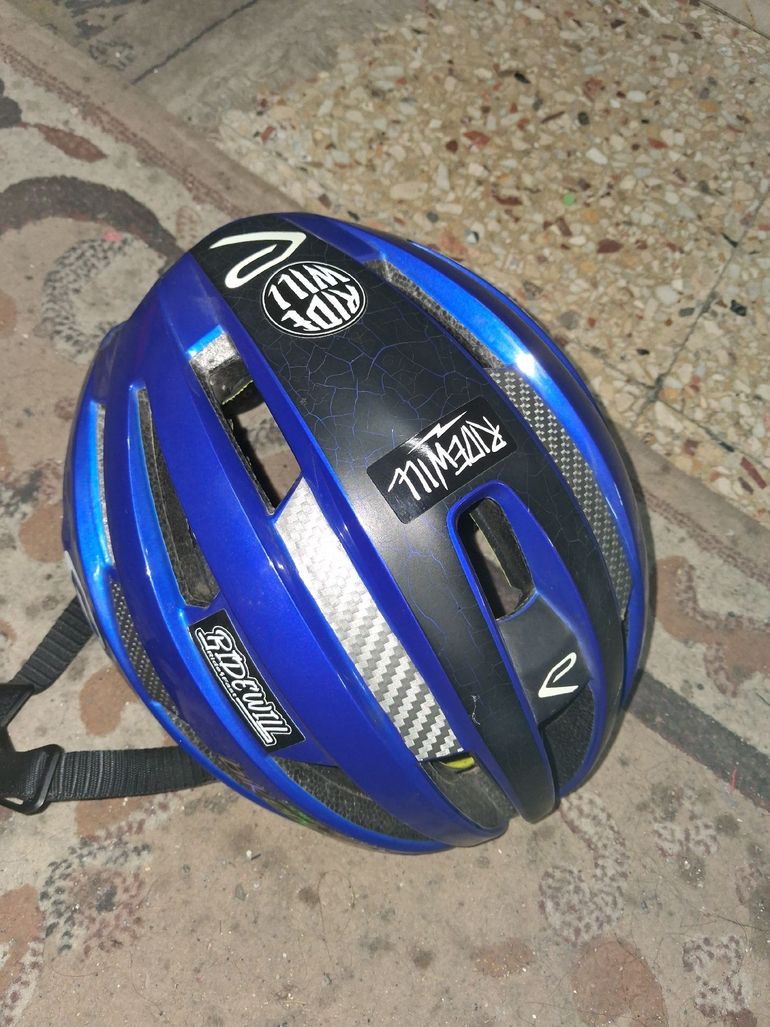 Używany Ekoi Casco Bici gara 2024 bike — zdjęcie 4 z 5