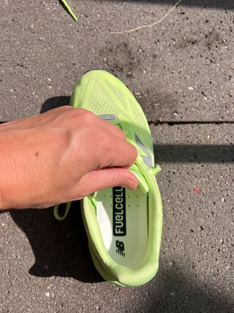 Gebrauchtes New Balance FuelCell Rebel bike — Bild 3 von 6