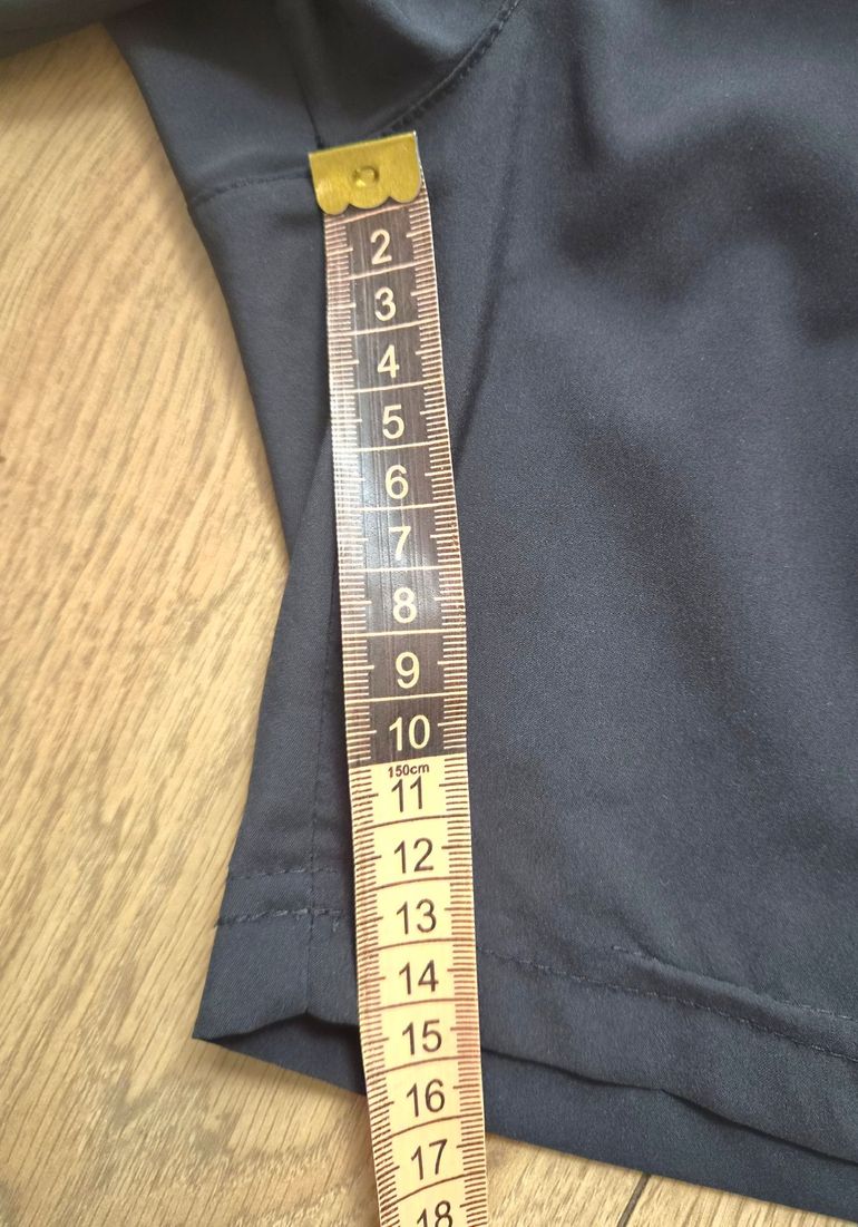 Gebrauchtes Adidas Shorts 2024 bike — Bild 7 von 8