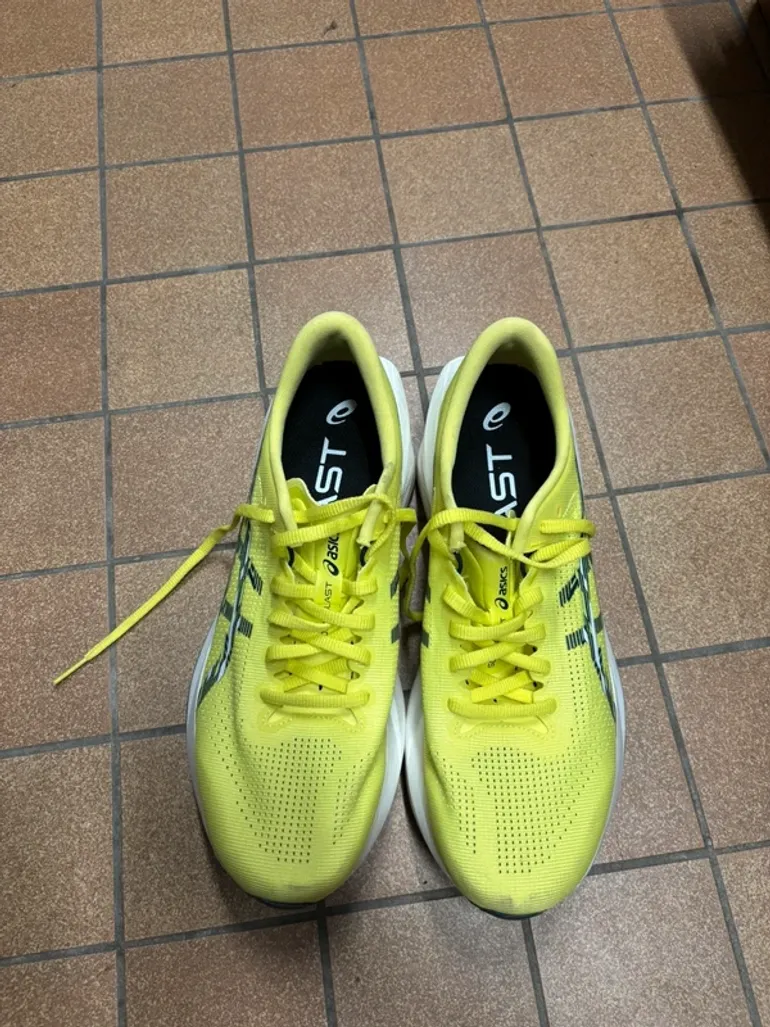 Käytetty Asics Sonicblast bike — kuva 3 / 4