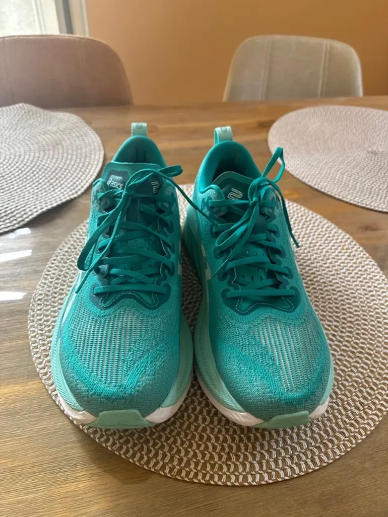 Used Asics Superblast 2 bike — image 2 of 5