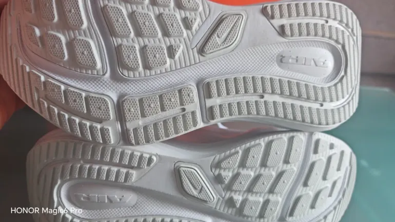 Used Nike Air Winflo 12 bike — image 11 of 12