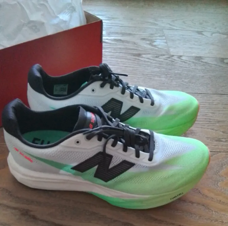 Used New Balance MRCELEM5 SC ELITE bike — image 2 of 13