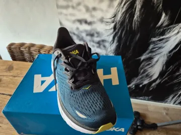 Used Hoka Sportschoen bike — image 2 of 4