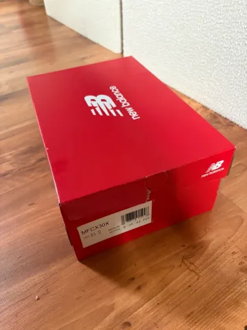 Used New Balance FuelCell Rebel v5 bike — image 5 of 5