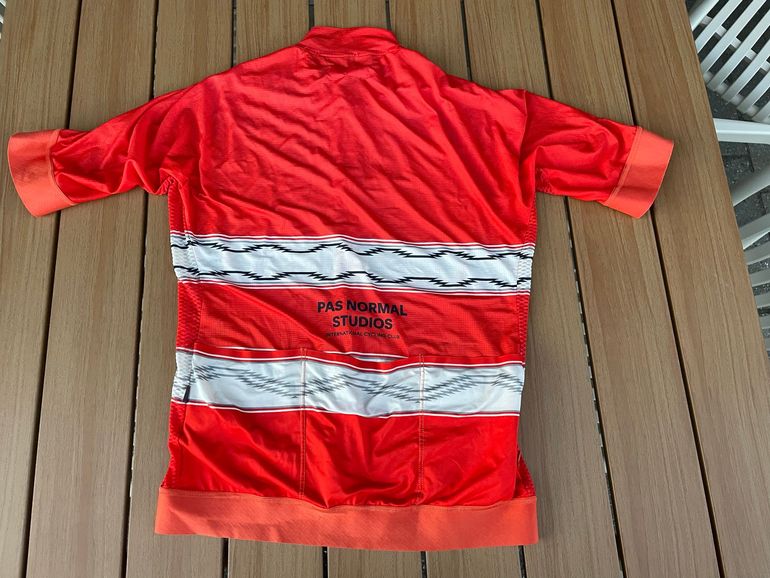 Použité Pas Normal Studios Jersey 2021 bike — obrázek 2 z 2