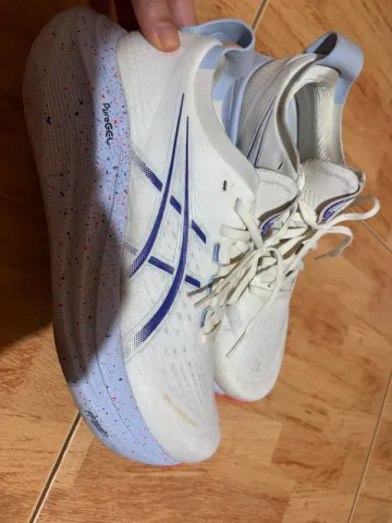Used Asics Gel Nimbus 27 bike — image 2 of 4