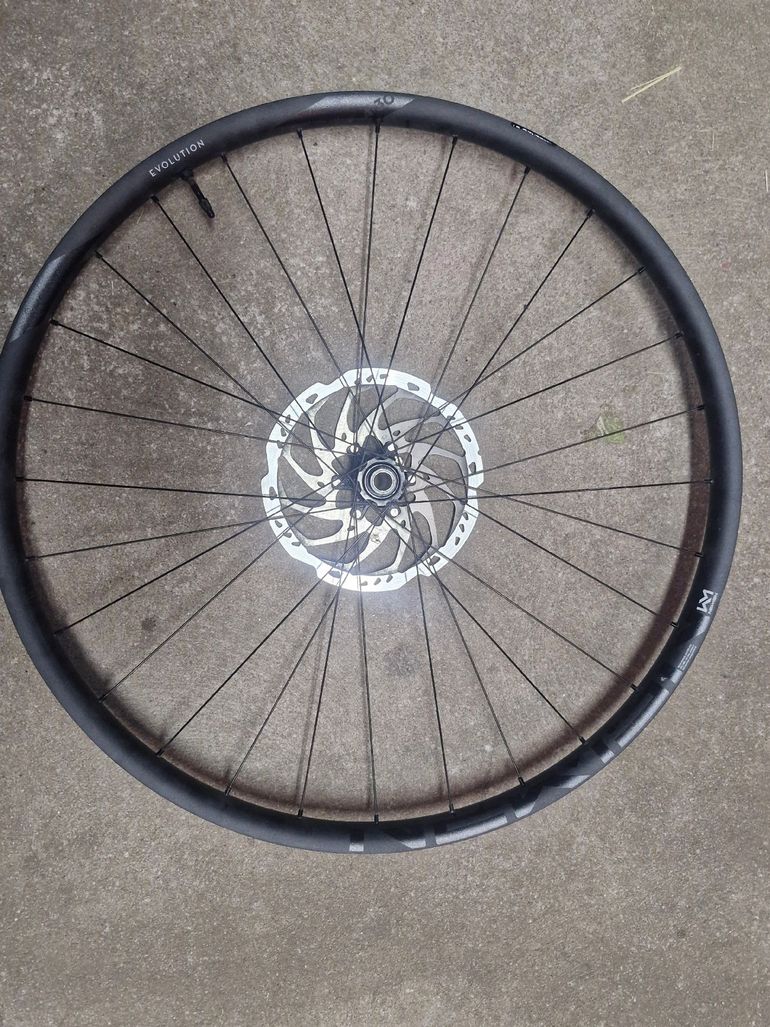 Used Newmen Evolution SL A.30 Rims 2024 bike — image 5 of 17