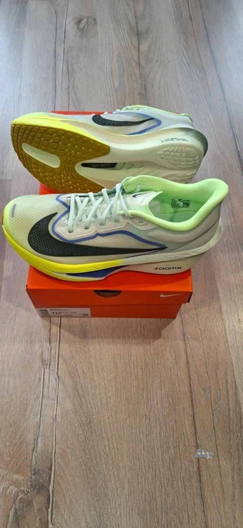 Used Nike Zoom Fly 6 Running Shoes