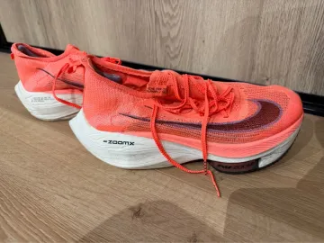 Tweedehands Nike Alphafly bike — afbeelding 1 van 4
