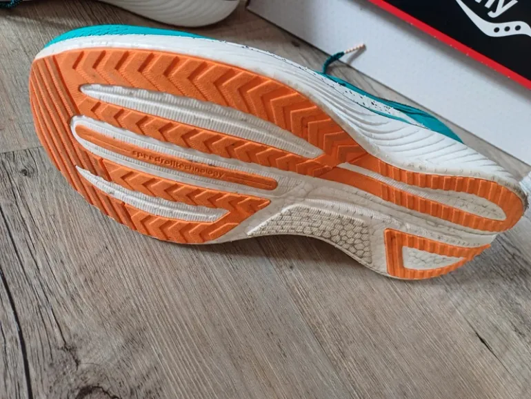 Used Saucony Endorphin Speed 3 bike — image 3 of 8