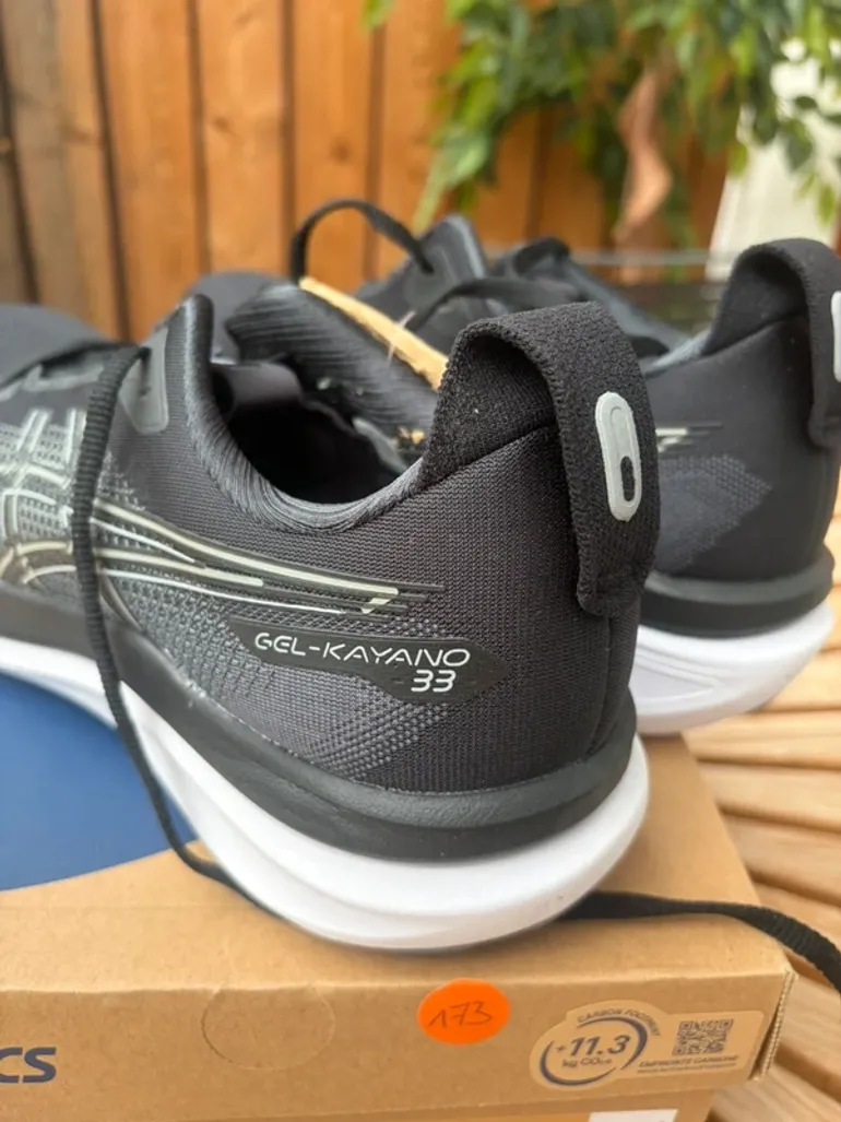 Used Asics Gel Kayano 33 bike — image 3 of 6