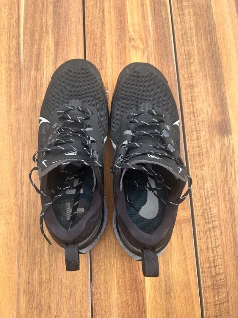 Used Nike React Terra Kiger Running Shoes
