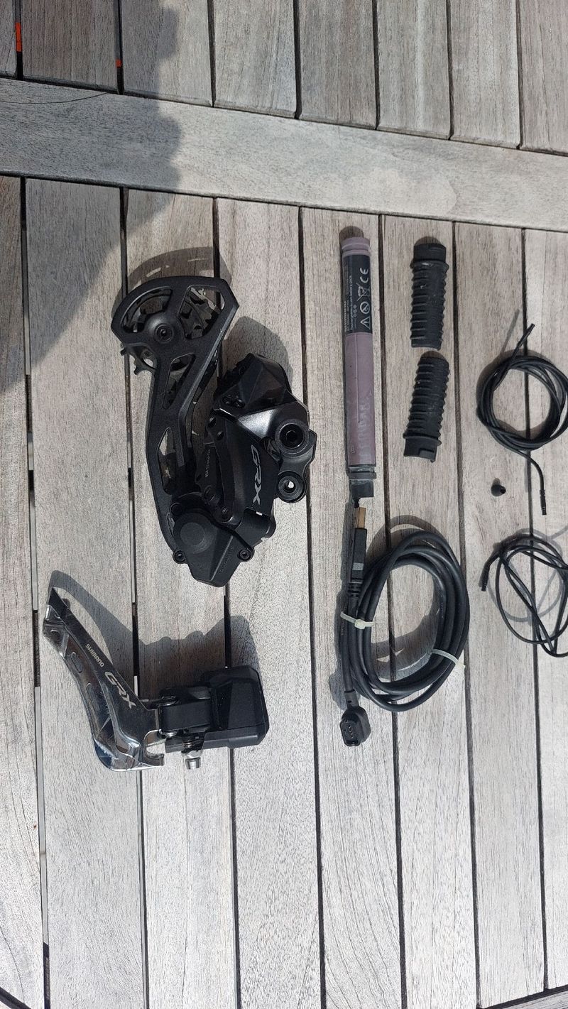 Shimano GRX 825 2025 Drivetrain & Pedals d'occasion