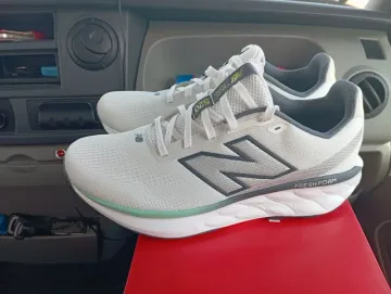 Used New Balance M520 bike — image 4 of 9