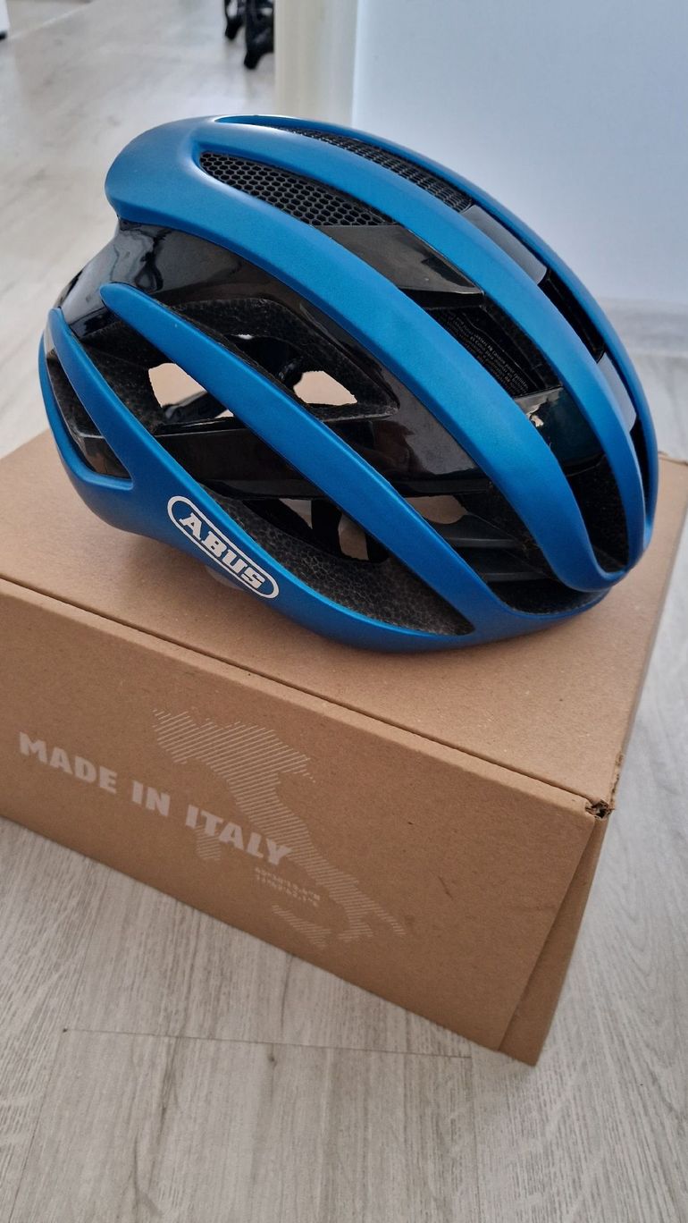 Brugt ABUS AirBreaker Helmet 2021 bike — billede 2 af 5
