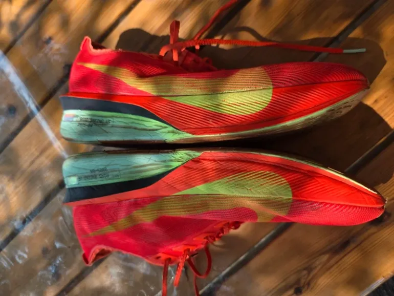 Używany Nike Vaporfly 4 bike — zdjęcie 3 z 5