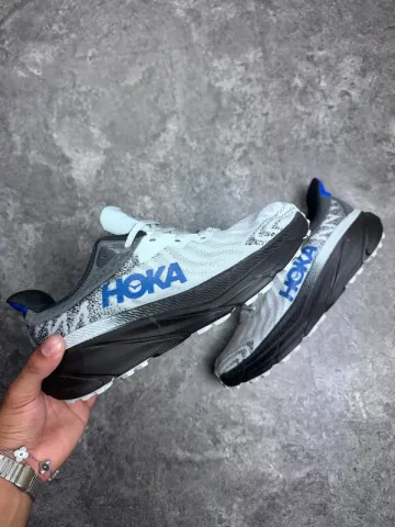 Used Hoka Challenger ATR 7 bike — image 5 of 7