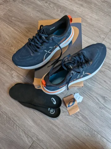 Tweedehands Asics GT-2000 13 bike — afbeelding 1 van 7