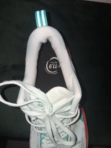 Used Asics Novablast 5 bike — image 5 of 5