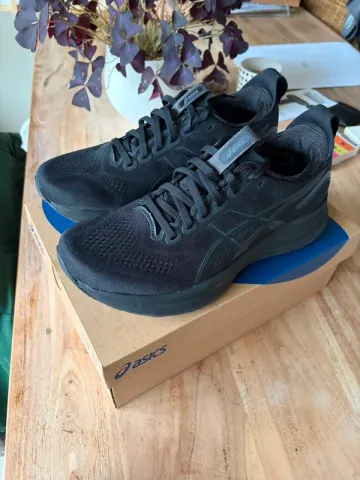 Použité Asics Kayano 32 bike — obrázek 1 z 4