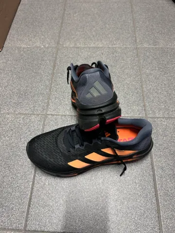 Adidas Adistar BYD bike de segunda mano — imagen 1 de 10