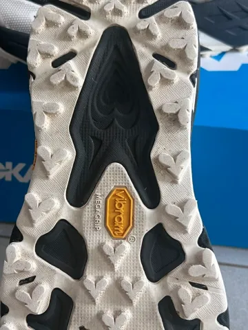 Tweedehands Hoka Speedgoat 7 bike — afbeelding 3 van 6