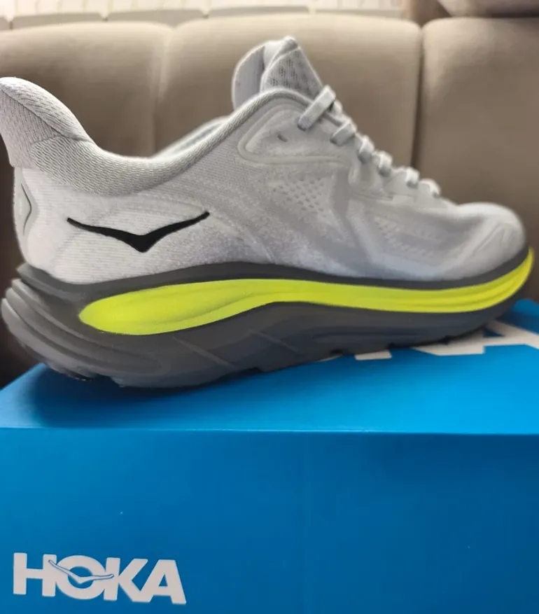 Used Hoka Clifton 10 bike — image 6 of 7