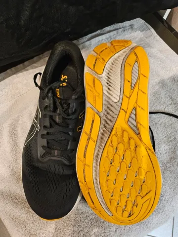 Used Asics GT 4000 4 bike — image 5 of 5