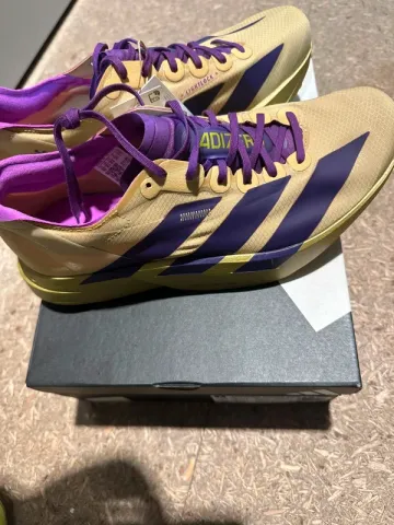 Used Pro Adizero Adios 4 bike — image 1 of 9