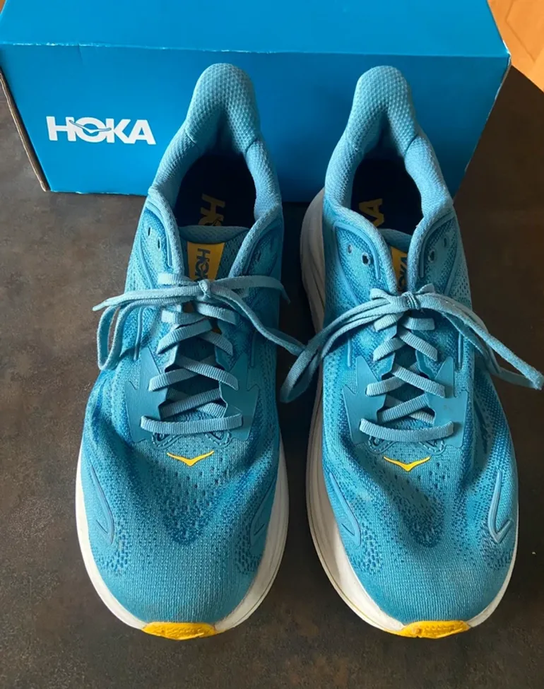 Used Hoka Clifton 10 bike — image 11 of 11