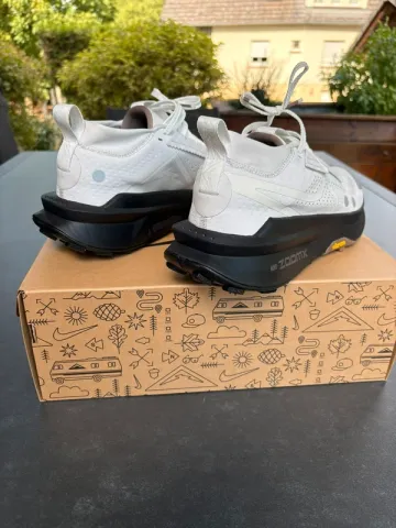 Used Nike ZoomX Zegama Trail 2 bike — image 3 of 7