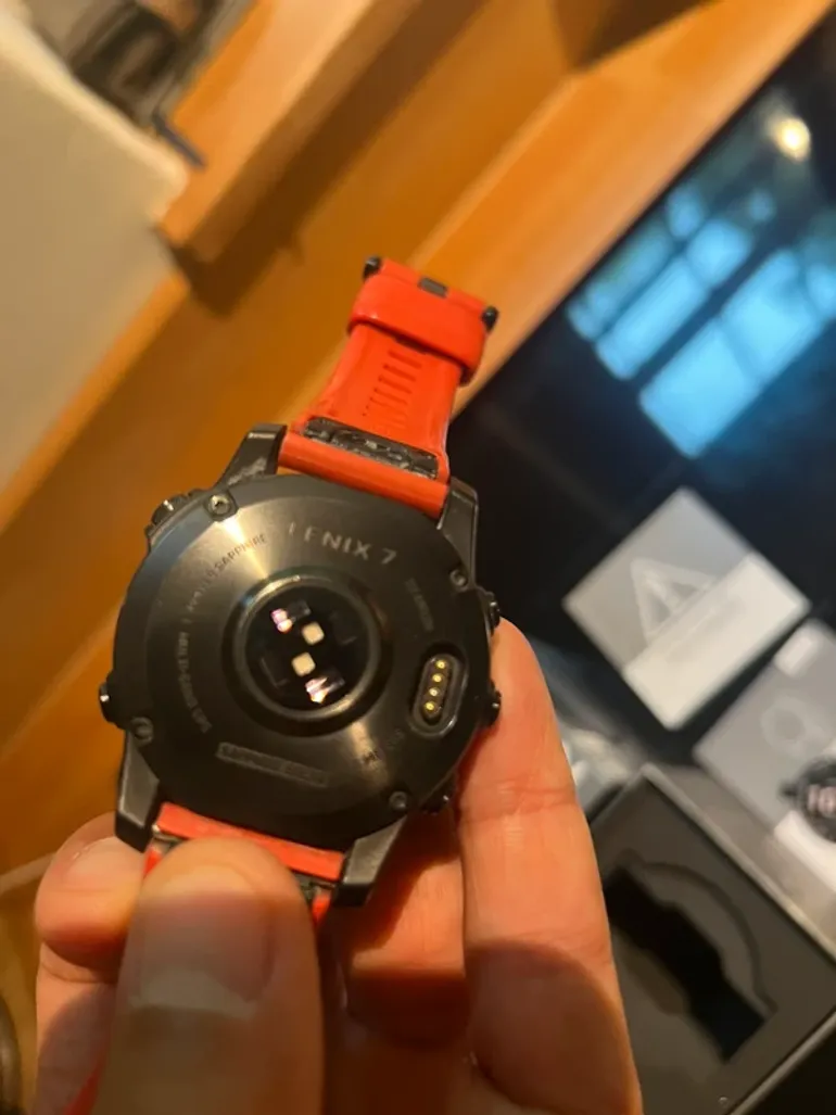Used Garmin Fenix 7 Sapphire Solar bike — image 9 of 13