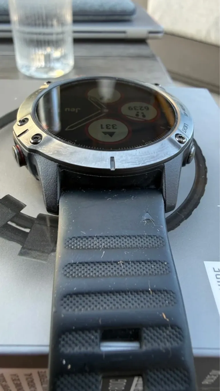 Used Garmin Fenix 6 Sapphire bike — image 3 of 4