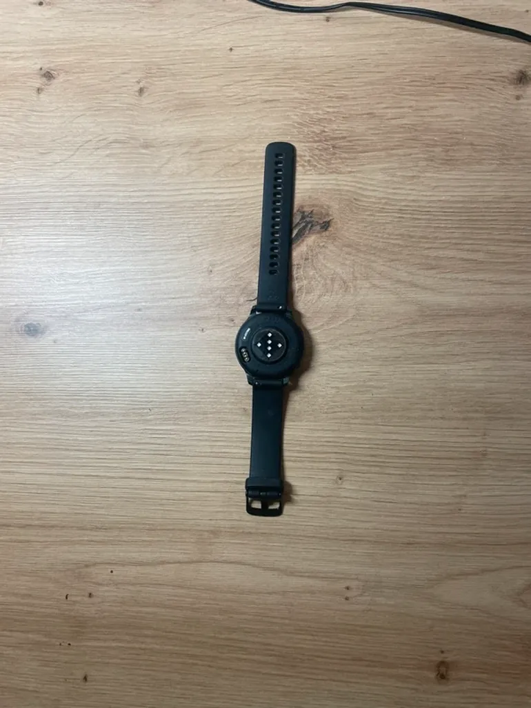 Used Garmin Venu 4 bike — image 4 of 4