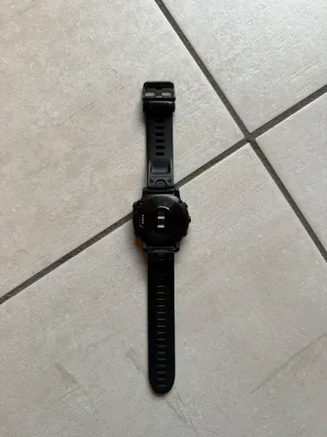 Used Garmin Fenix 6s pro bike — image 4 of 10